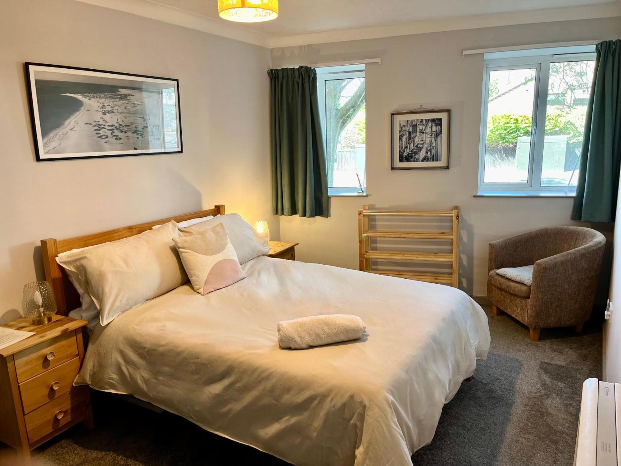 Casa Di Qeis A Double Bedroom Ground Floor Flat With Free Parking Apartment *
