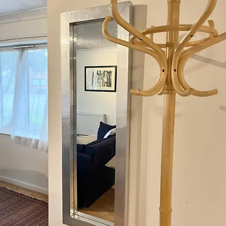 Casa Di Qeis A Double Bedroom Ground Floor Flat With Free Parking Cambridge  Exterior photo