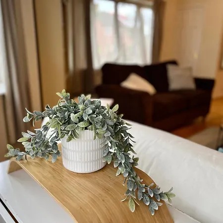 Casa Di Qeis A Double Bedroom Ground Floor Flat With Free Parking Cambridge  Exterior photo